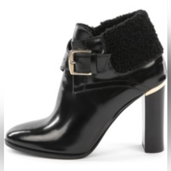 Burberry Leather Ankle Boots with fur trim size 38.5 US 8.5 NEW. - Picture 1 of 5